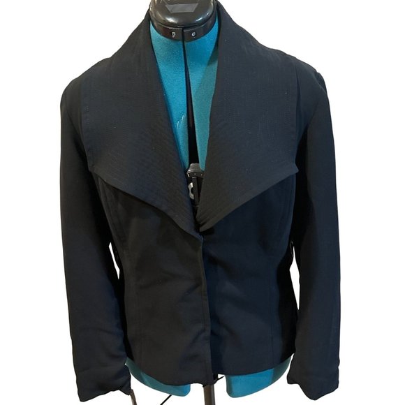 Harold's Jacket Blazer Solid Black Color 3-Button w/Notch Lapel Neckline Size 10 - Picture 1 of 15